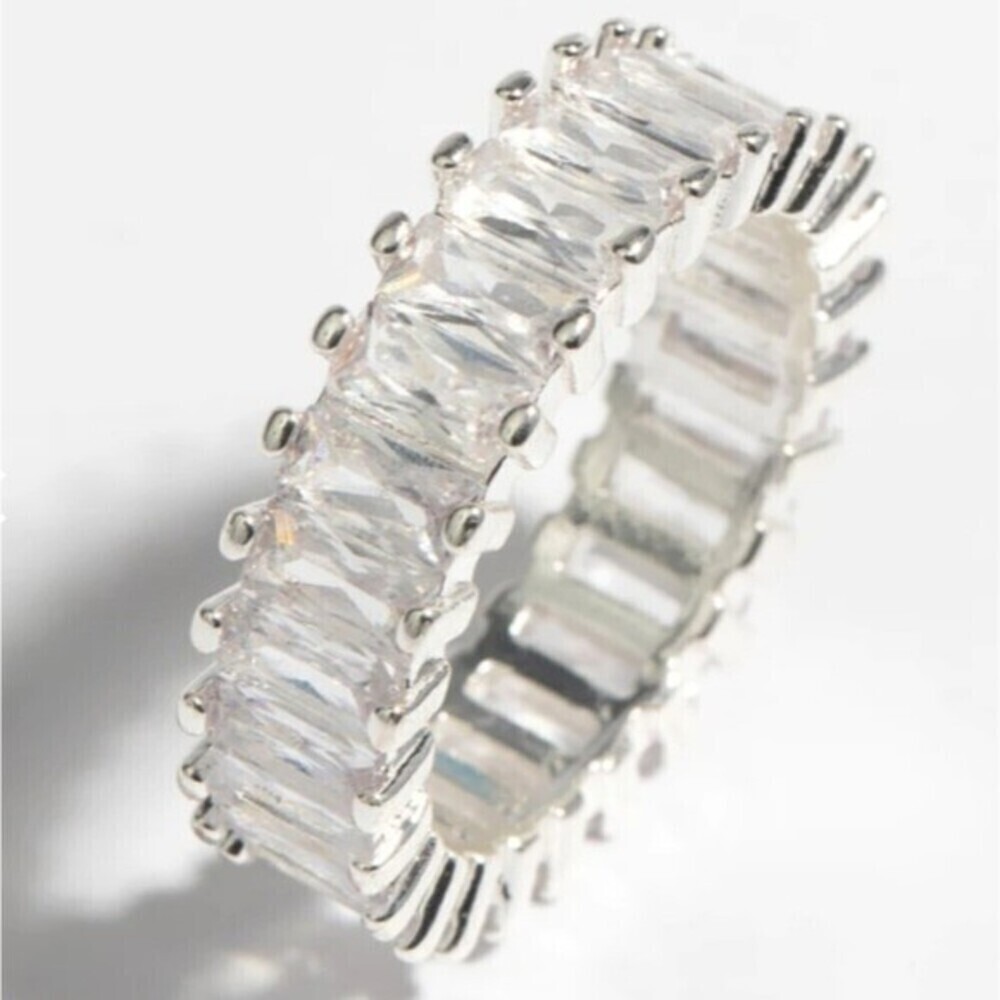 Cubic Zirconia silver tone Ring size 7